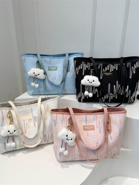 Large capacity tote bag